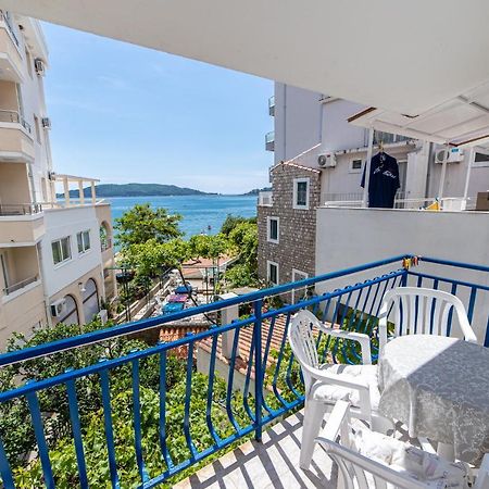 Apartments Vila Nikolic Rafailovici Bagian luar foto