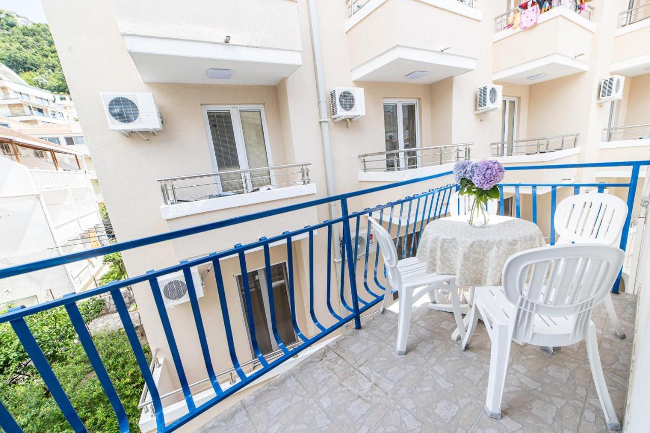 Apartments Vila Nikolic Rafailovici Bagian luar foto